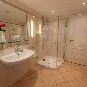 Bild 2 von 3 der Galerie "Zimmer 5"